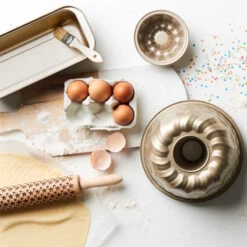 Gugelhupfform Ø 22 Cm SWEET BAKERY In Beige -Butlers butlers gugelhupfform o 22 cm sweet bakery in beige 2