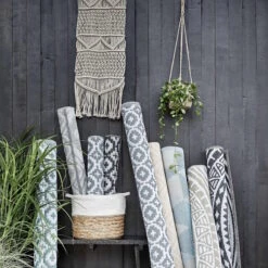 In- & Outdoor-Teppich Mosaik L 200 X B 150cm COLOUR CLASH In Taupe -Butlers butlers in and outdoor teppich mosaik l 200 x b 150cm colour clash in taupe 6