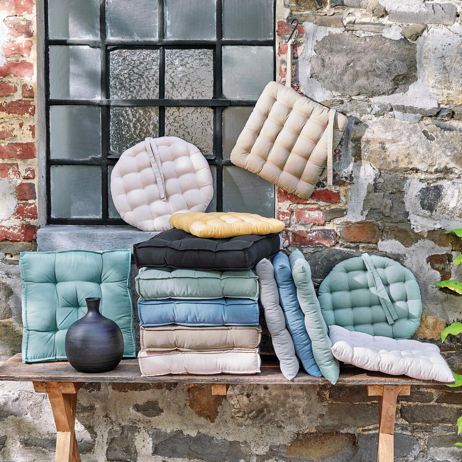 Stuhlkissen Mit Bändchen L 35 X B 37cm SOLID In Türkis 4 Stuhlkissen Mit Bändchen L 35 X B 37cm SOLID In Türkis – Bild 2